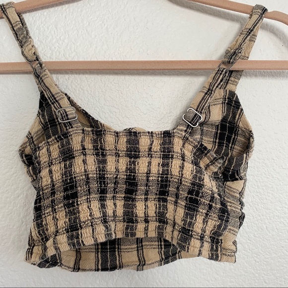 Hollister Crop Top - Picture 2 of 2